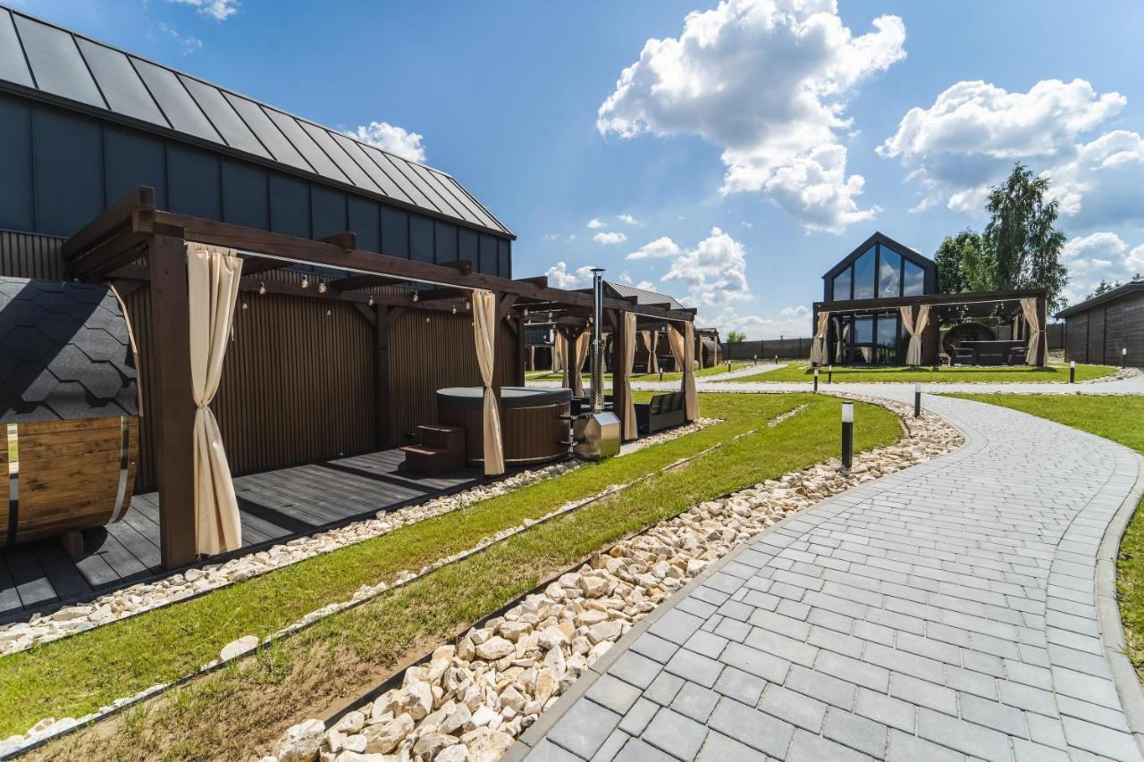Village Resort Sauna & Jacuzzi & Netflix Tworkowa Bagian luar foto
