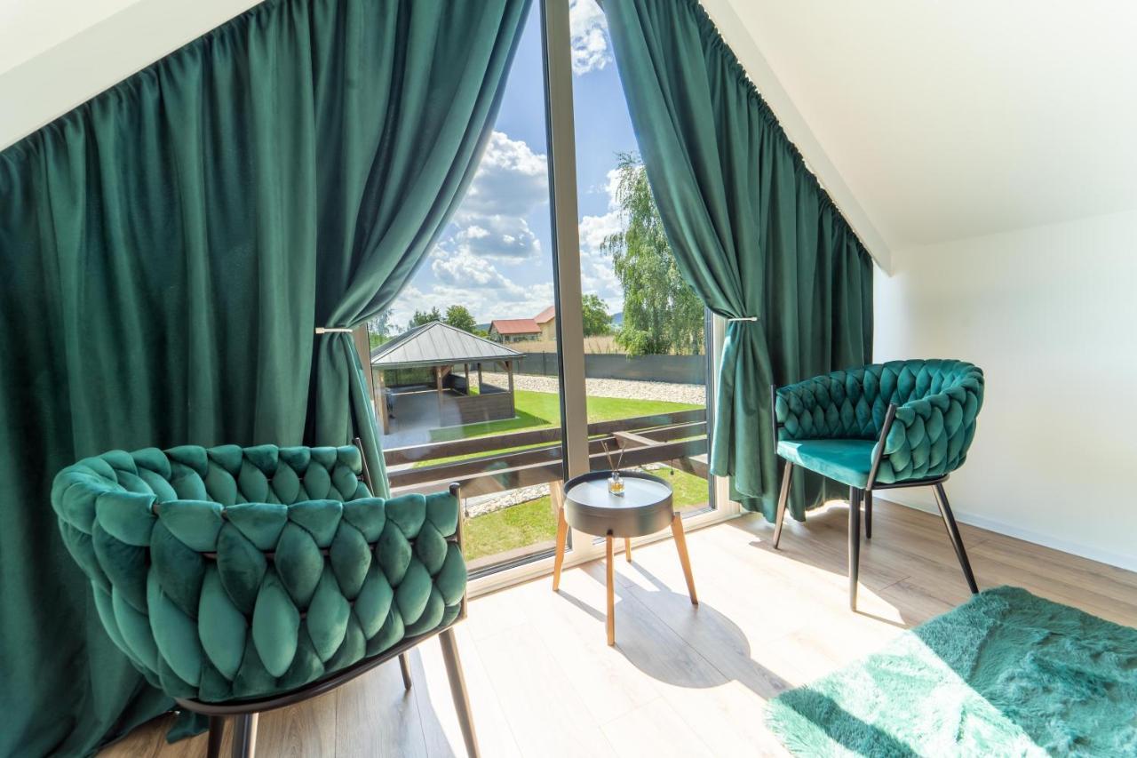 Village Resort Sauna & Jacuzzi & Netflix Tworkowa Bagian luar foto