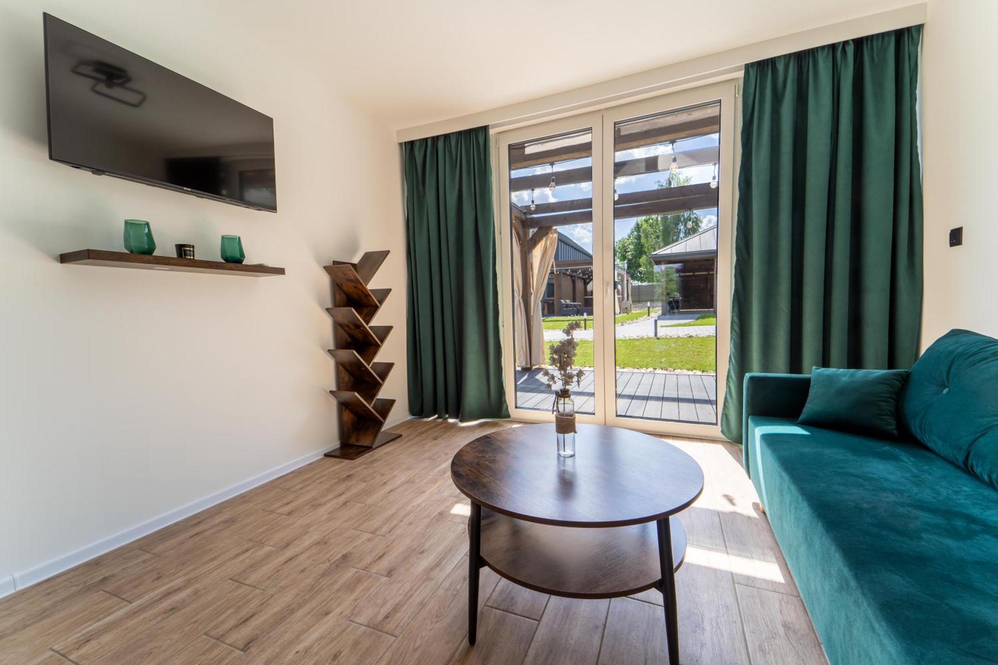 Village Resort Sauna & Jacuzzi & Netflix Tworkowa Ruang foto